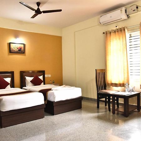 The Banjaara Suites Bangalore Exterior photo