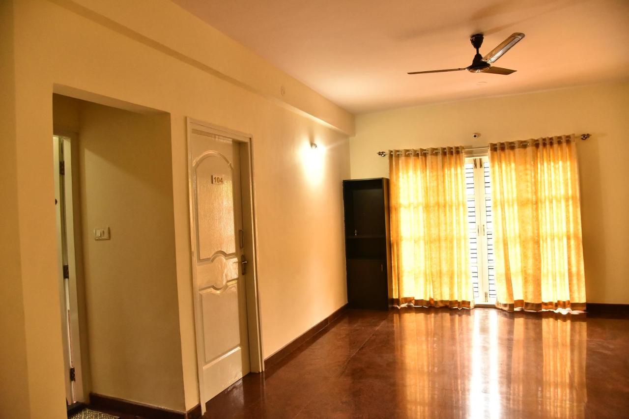 The Banjaara Suites Bangalore Exterior photo